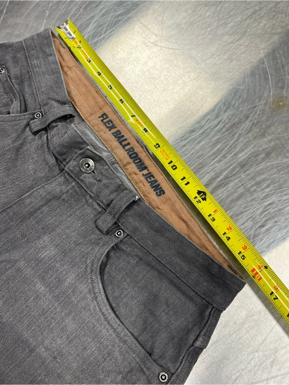 Duluth Trading Co Men's Charcoal Black Straight Jeans 32 x 32